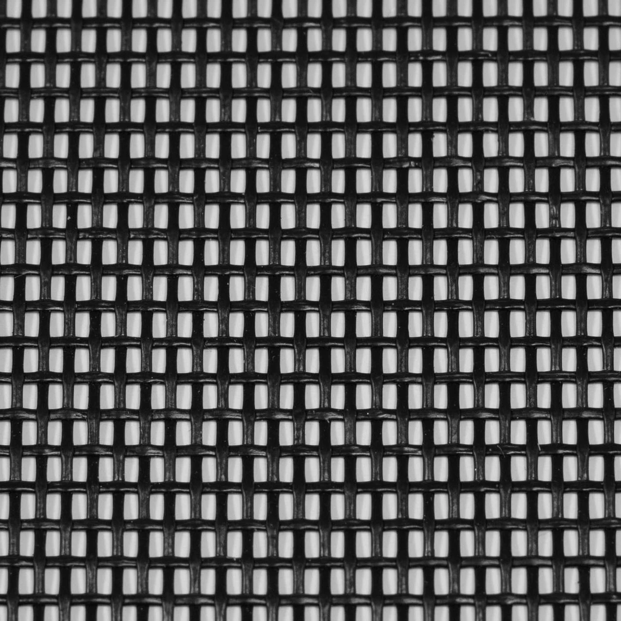 PetScreen heavy-duty mesh close-up